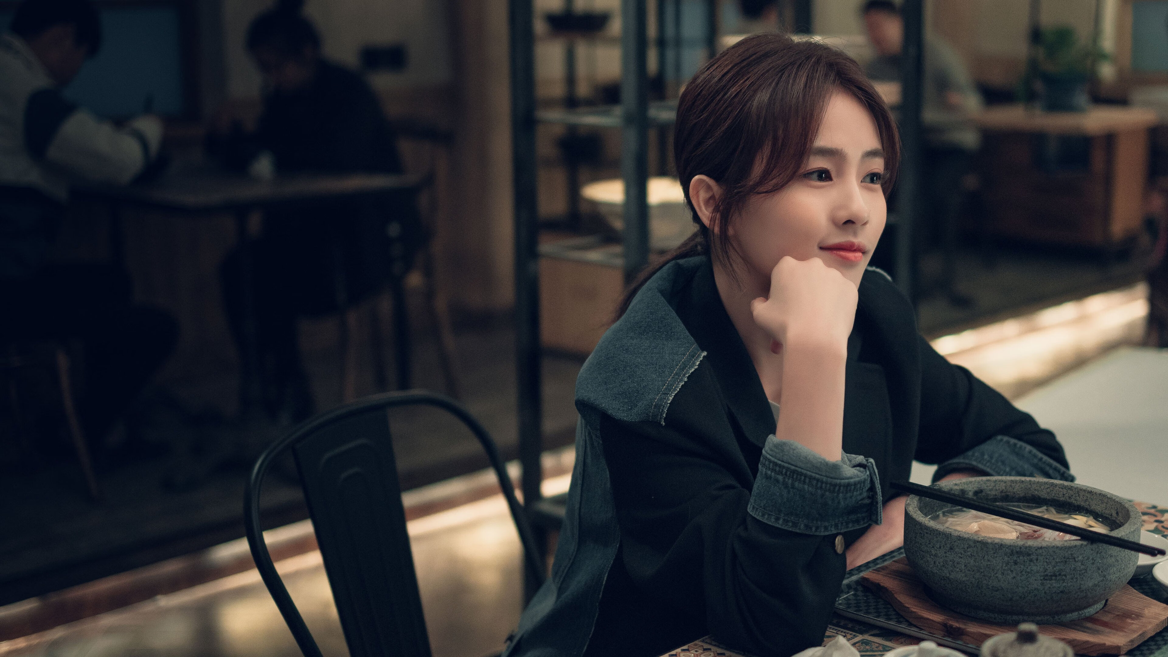 欧冠新王当立!英格兰双星绞杀尤文,马丁内利一剑封喉